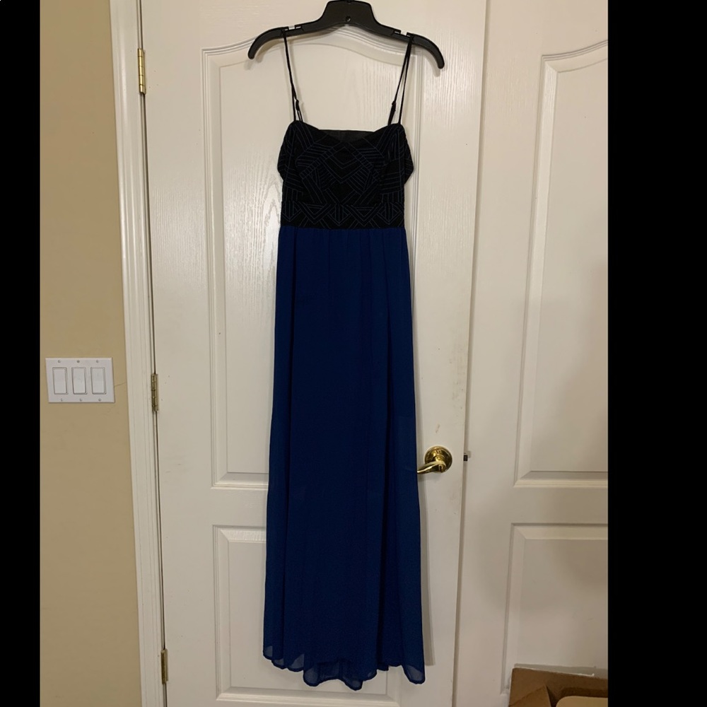 Forever 21 maxi dress with open back